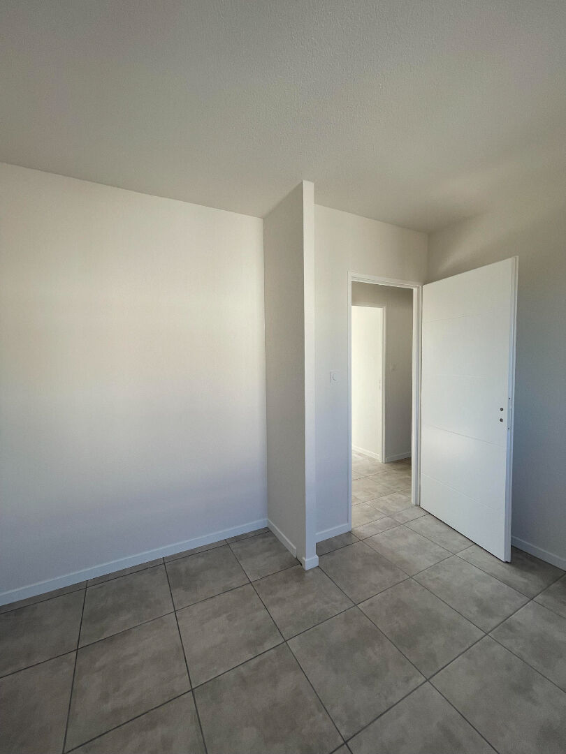 Photo Saint Sulpice - Maison T4 - 83 m² image 6/6