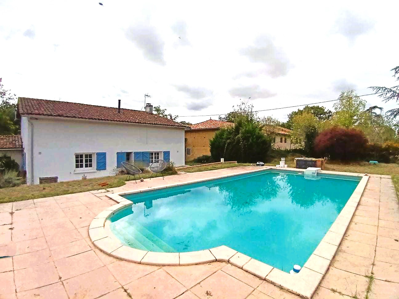 Maison 7 pièces 198 m² · à Lavaur · 198 m² · 330 000 €
