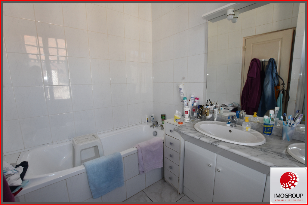 Vente Maison de 8 pièces 145 m² - DOMPIERRE SUR BESBRE 03290 | IMOGROUP LAPALISSE - IMOGROUP photo10