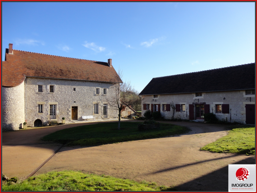 Vente Maison de 9 pièces 300 m² - SANSSAT 03150 | IMOGROUP LAPALISSE - IMOGROUP photo1