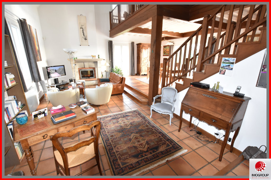 Vente Maison de 9 pièces 244 m² - JALIGNY SUR BESBRE 03220 | IMOGROUP LAPALISSE - IMOGROUP photo4
