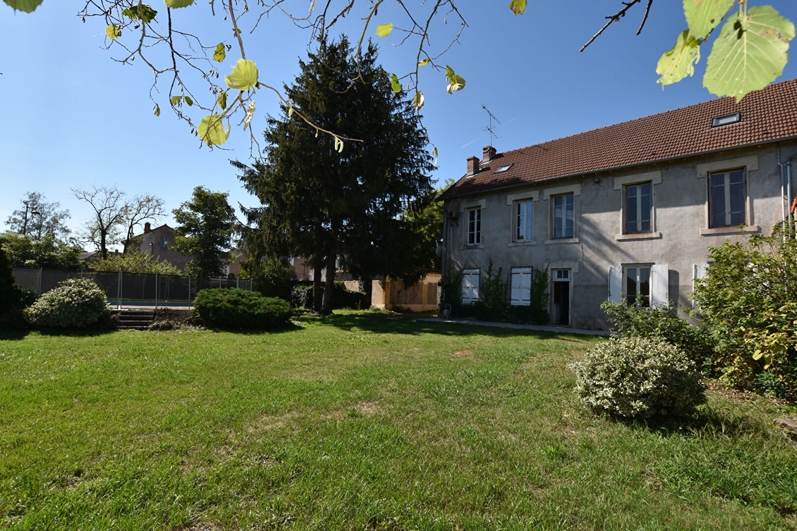 Vente Maison de 10 pièces 262 m² - LAPALISSE 03120 | IMOGROUP LAPALISSE - IMOGROUP photo4