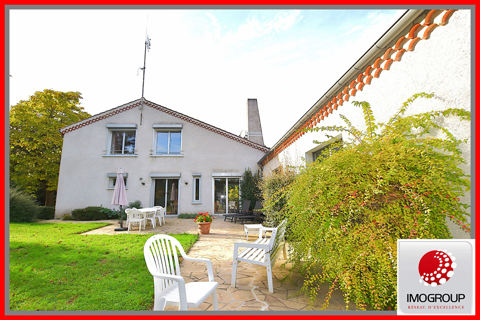 MAISON AVEC GRANDES POSSIBILITEES D'AMENAGEMENTS :