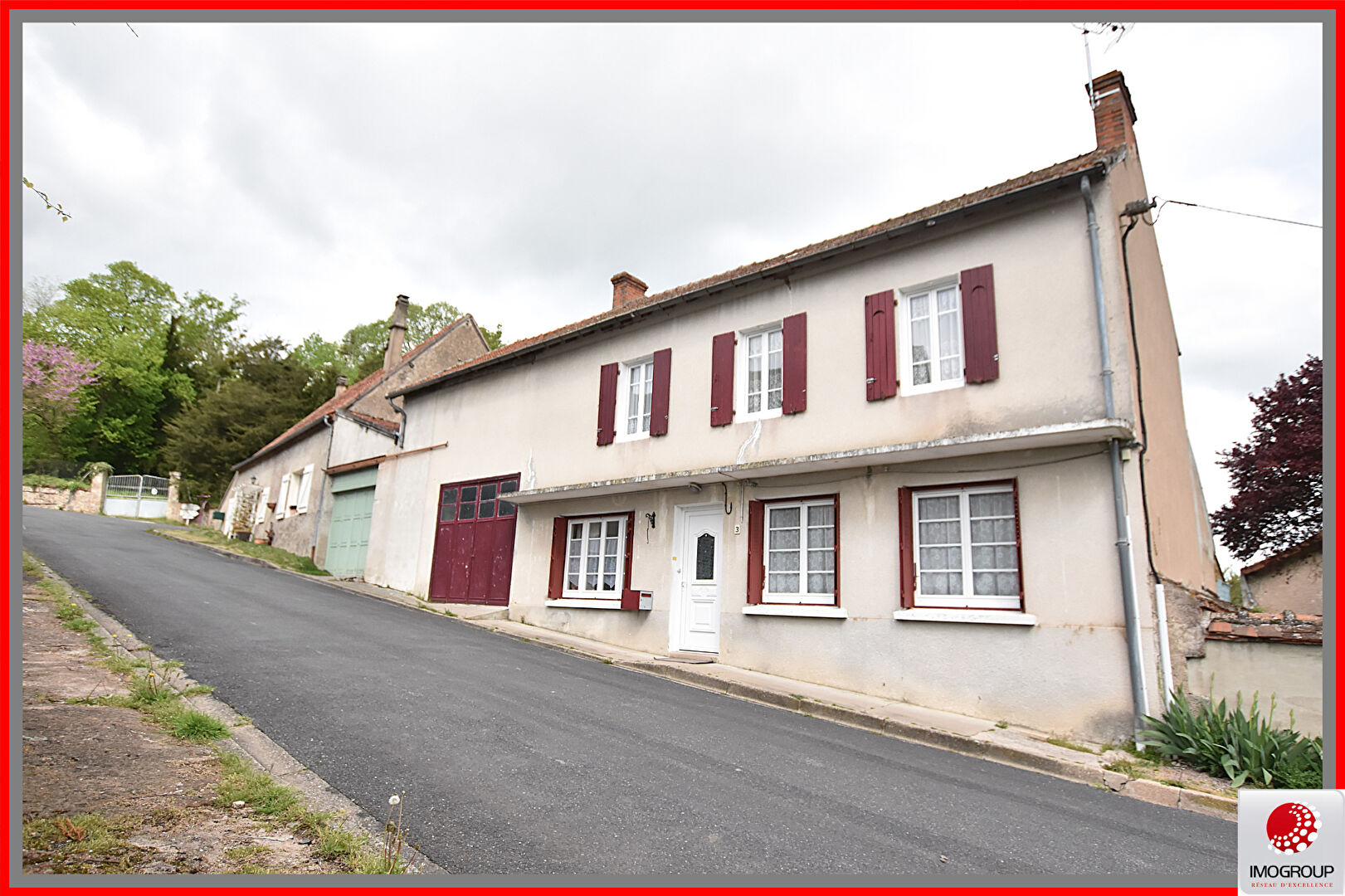 Agence immobilière de IMOGROUP site global - Imogroup Lapalisse. Agence du golf