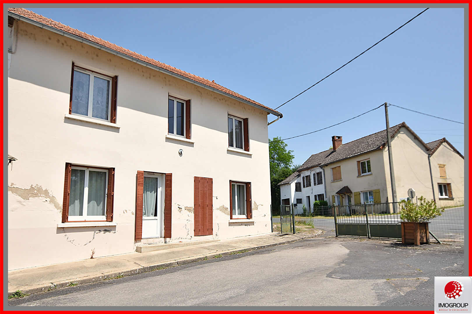 Agence immobilière de IMOGROUP site global - Imogroup Lapalisse. Agence du golf