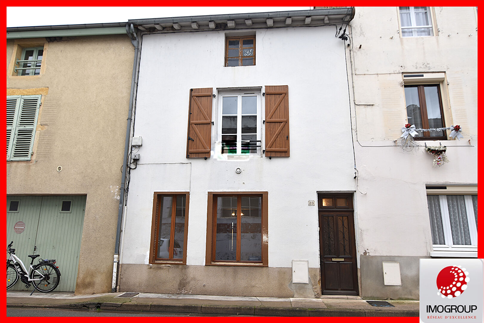 Photo Maison MARCIGNY 4 pièce(s) 92 m2 image 1/6