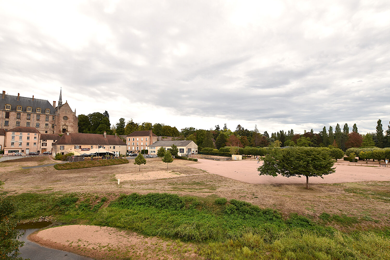 Vente Maison de 6 pièces 179 m² - LAPALISSE 03120 | IMOGROUP LAPALISSE - IMOGROUP photo11