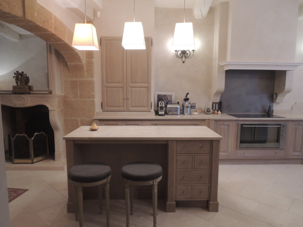 Vente Maison de 8 pièces 200 m² - LA ROQUE D ANTHERON 13640 | IMOGROUP LA ROQUE D