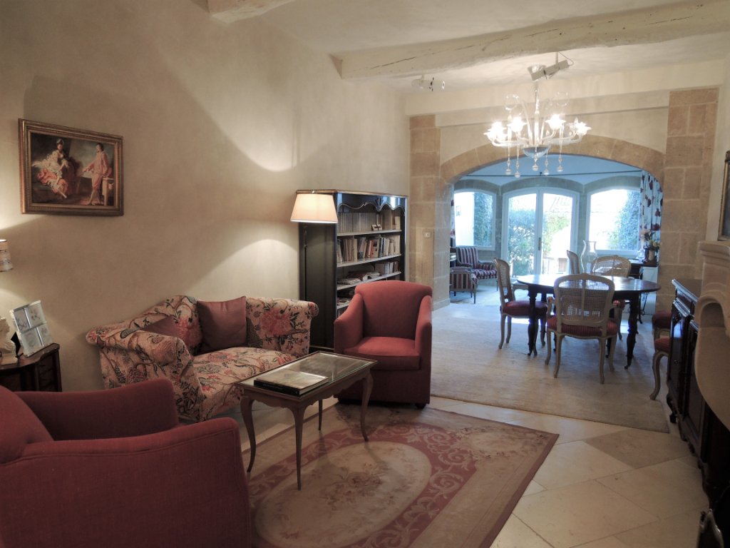 Vente Maison de 8 pièces 200 m² - LA ROQUE D ANTHERON 13640 | IMOGROUP LA ROQUE D