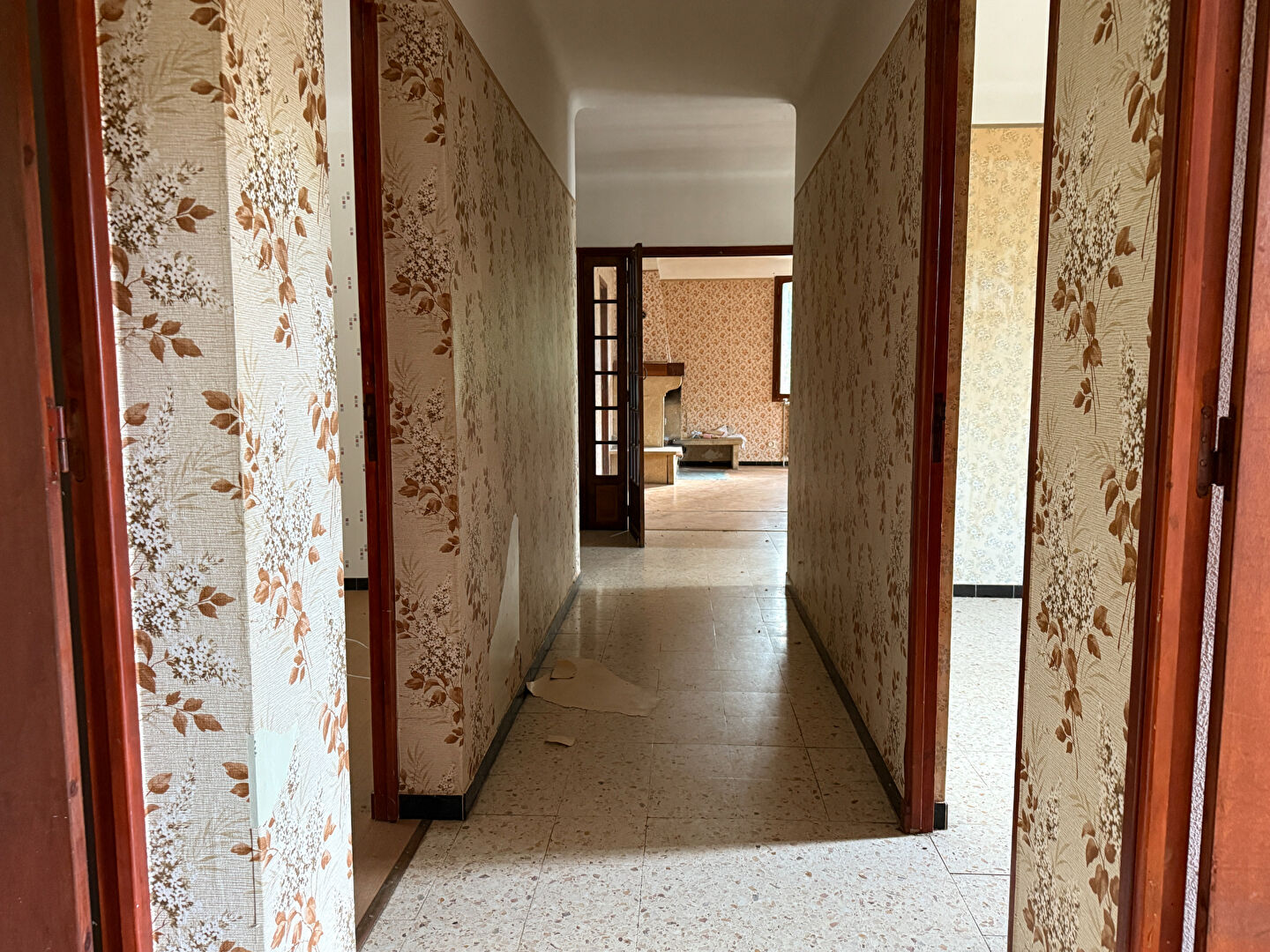 Photo Maison  à rénover  4 chambres 113 m2 sur 1777 m2 image 6/6