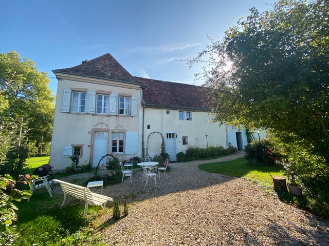 Vente Maison de 4 pièces 140 m² - LOUHANS 71500 | IMOGROUP LOUHANS - IMOGROUP photo1