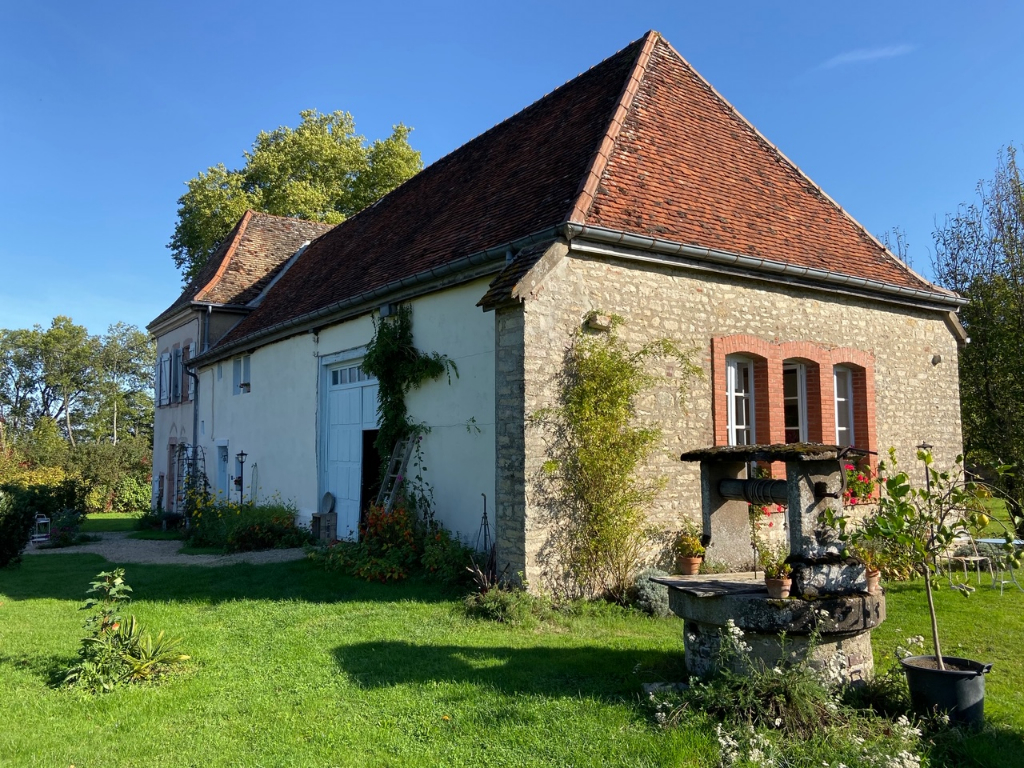 Vente Maison de 4 pièces 140 m² - LOUHANS 71500 | IMOGROUP LOUHANS - IMOGROUP photo2