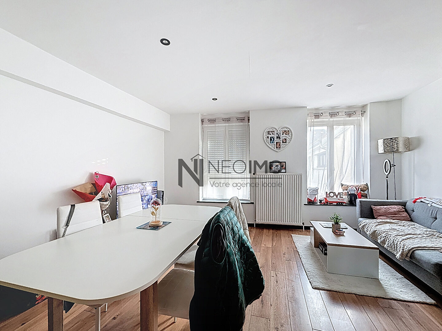 Photo Immeuble Neufchateau 13 pièce(s) 260 m2 image 3/6