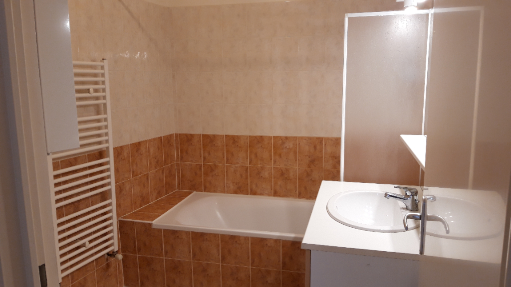 Vente Appartement de 3 pièces 68 m² - FIGEAC 46100 | IMOGROUP FIGEAC - IMOGROUP photo9