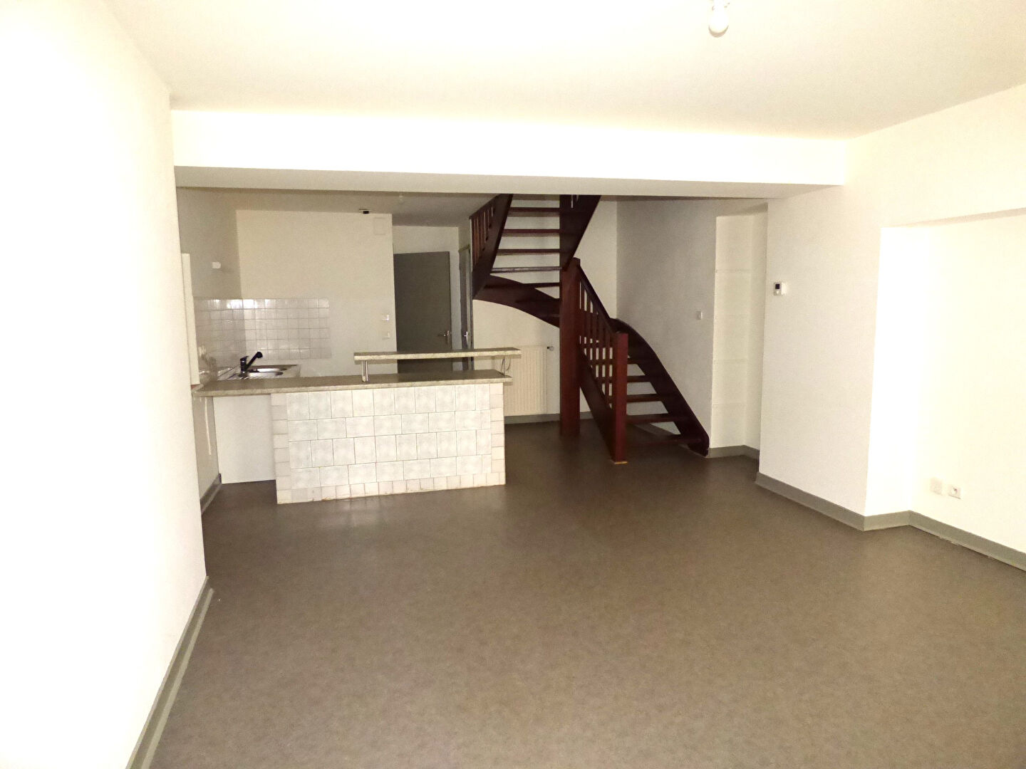 Photo APPARTEMENT T4 image 1/6