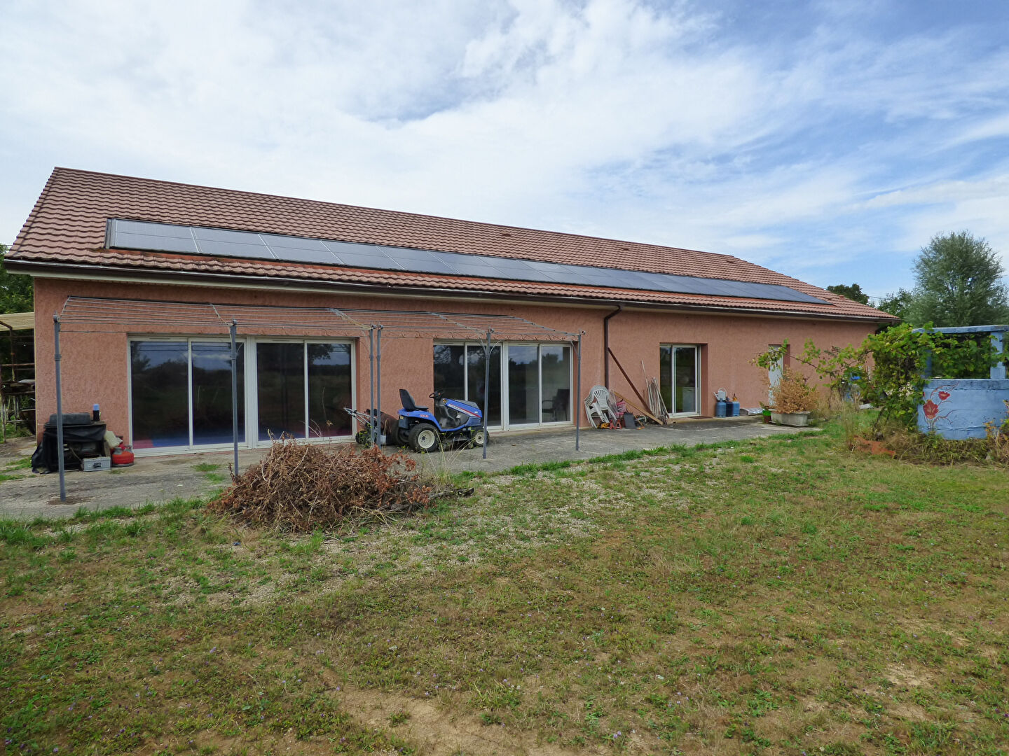 Agence immobilière de IMOGROUP site global - Imogroup Saint Trivier de Courtes