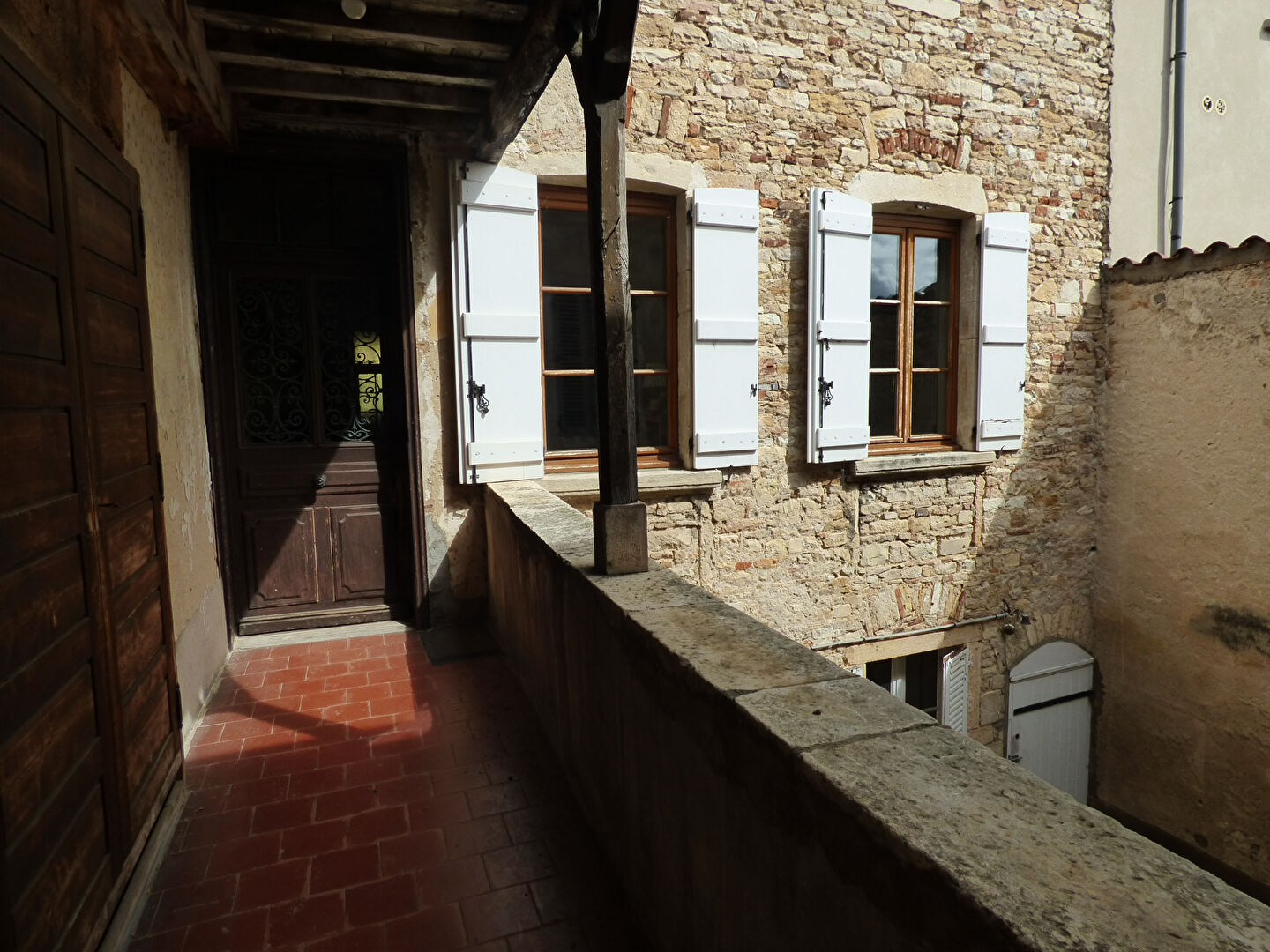 Photo Maison de village  avec cour intérieure image 2/6
