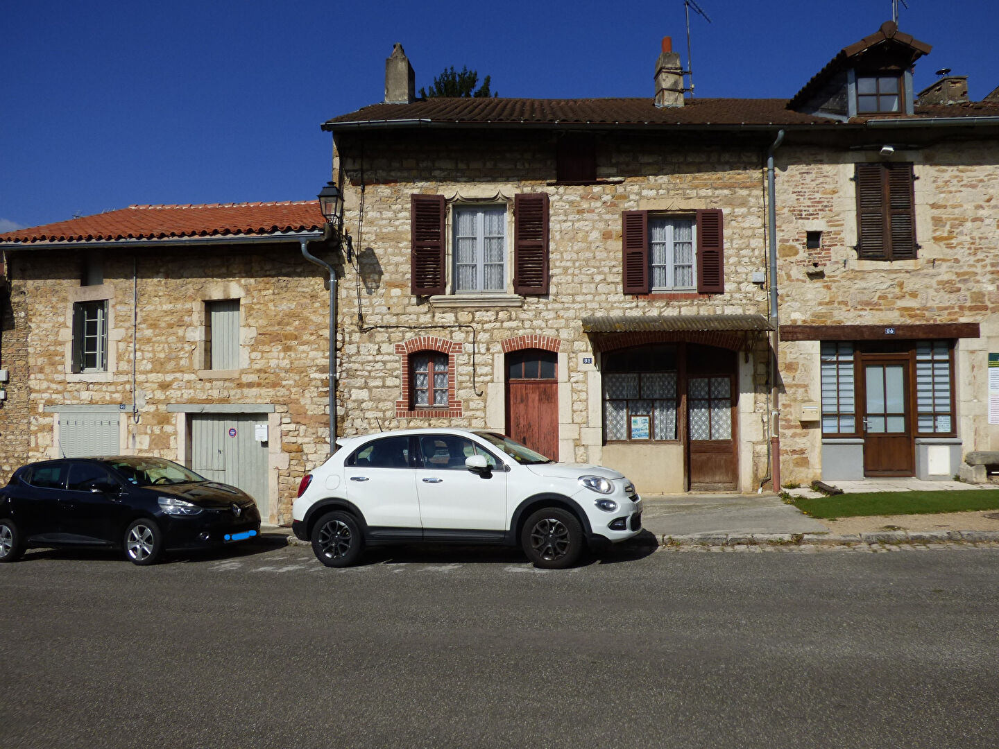 Agence immobilière de IMOGROUP site global - Imogroup Saint Trivier de Courtes