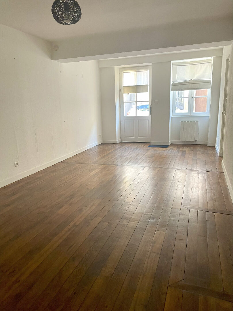 Photo Appartement T1 Centre ville Tournus image 1/6