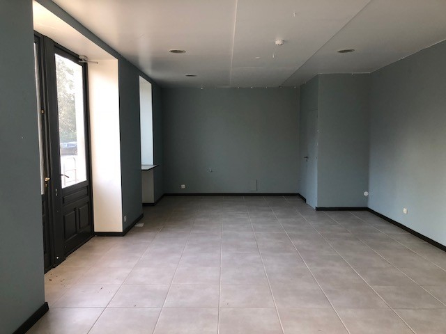 Location Local de 2 pièces 80 m² - TOURNUS 71700 | IMOGROUP TOURNUS - IMOGROUP photo1