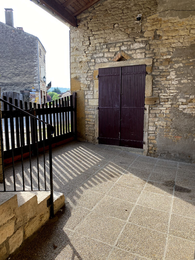 Photo A 10 MN DE TOURNUS image 3/6