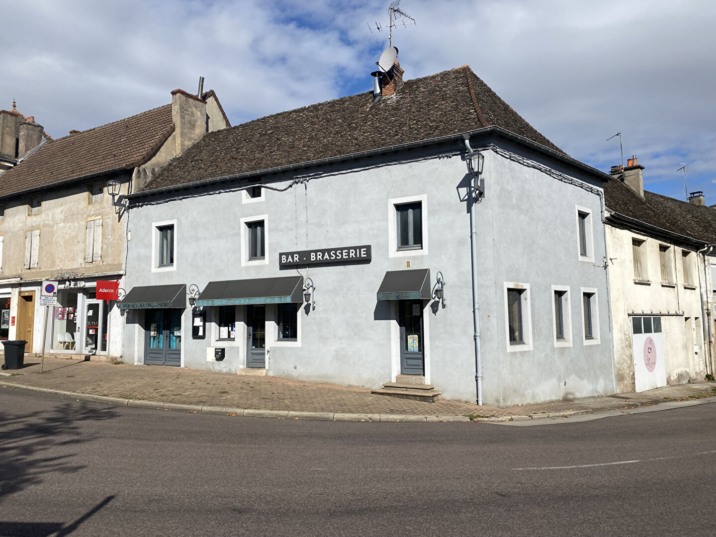 Immeuble 100 m² · à Cuisery · 100 m² · 66 000 €