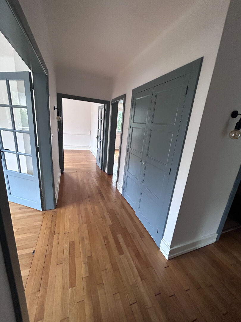 Photo Appartement Saint Die Des Vosges 4 pièce(s) 116 m2 loi carrez image 3/6