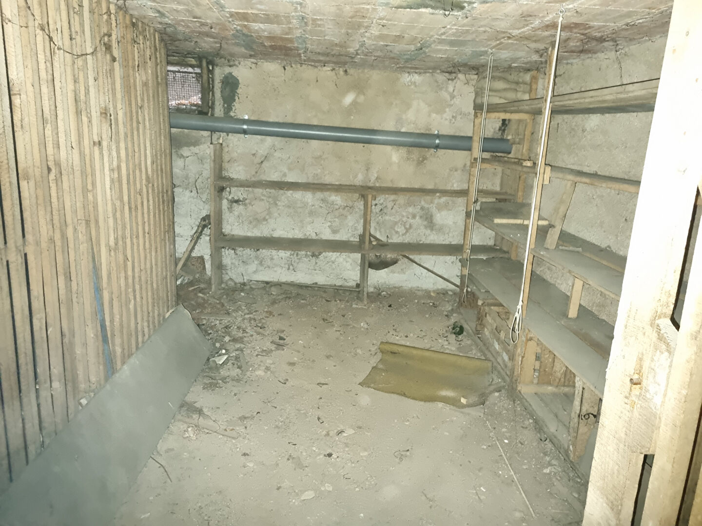 Photo Centre ville : ensemble de caves et de greniers. image 2/6