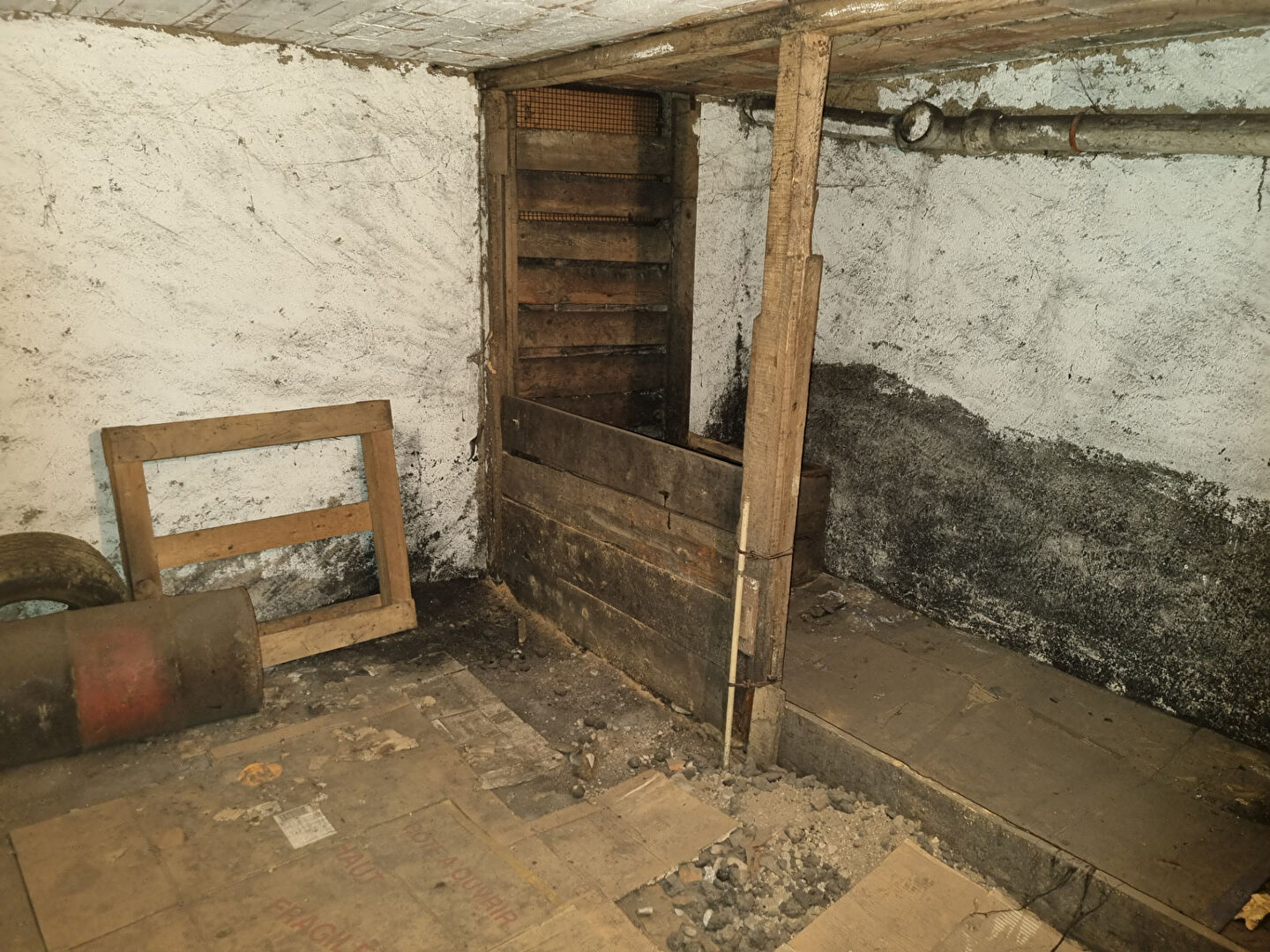 Photo Centre ville : ensemble de caves et de greniers. image 3/6