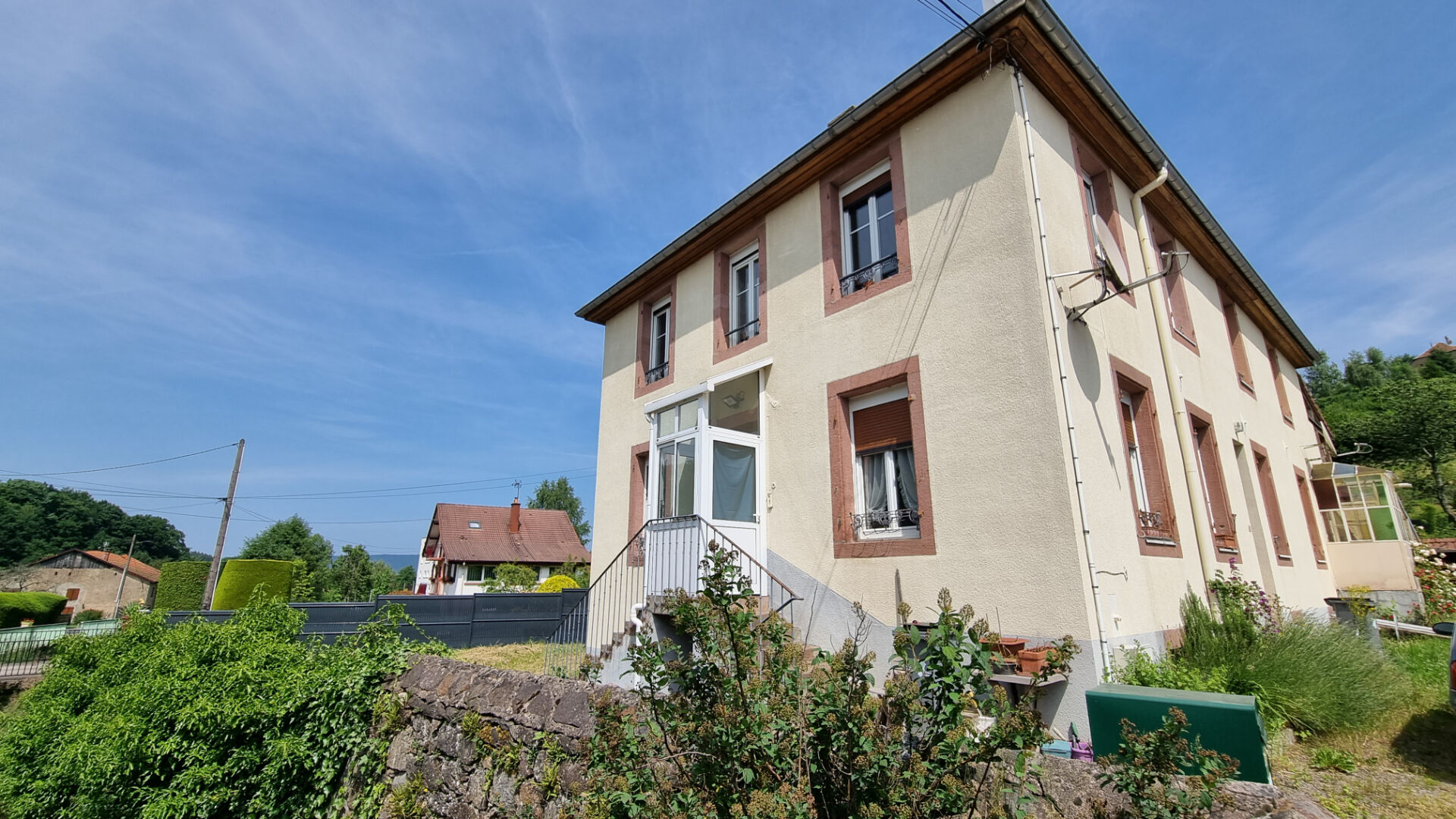 Photo Immeuble La Croix Aux Mines 6 pièce(s) 110 m2 image 3/6