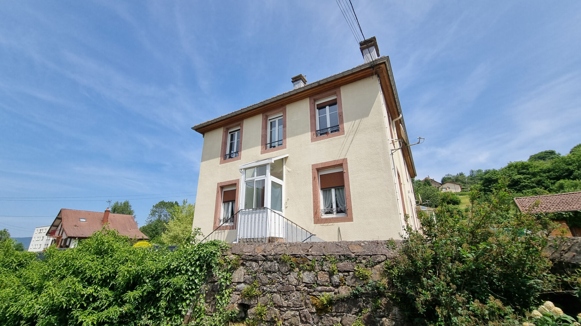 Photo Immeuble La Croix Aux Mines 6 pièce(s) 110 m2 image 4/6