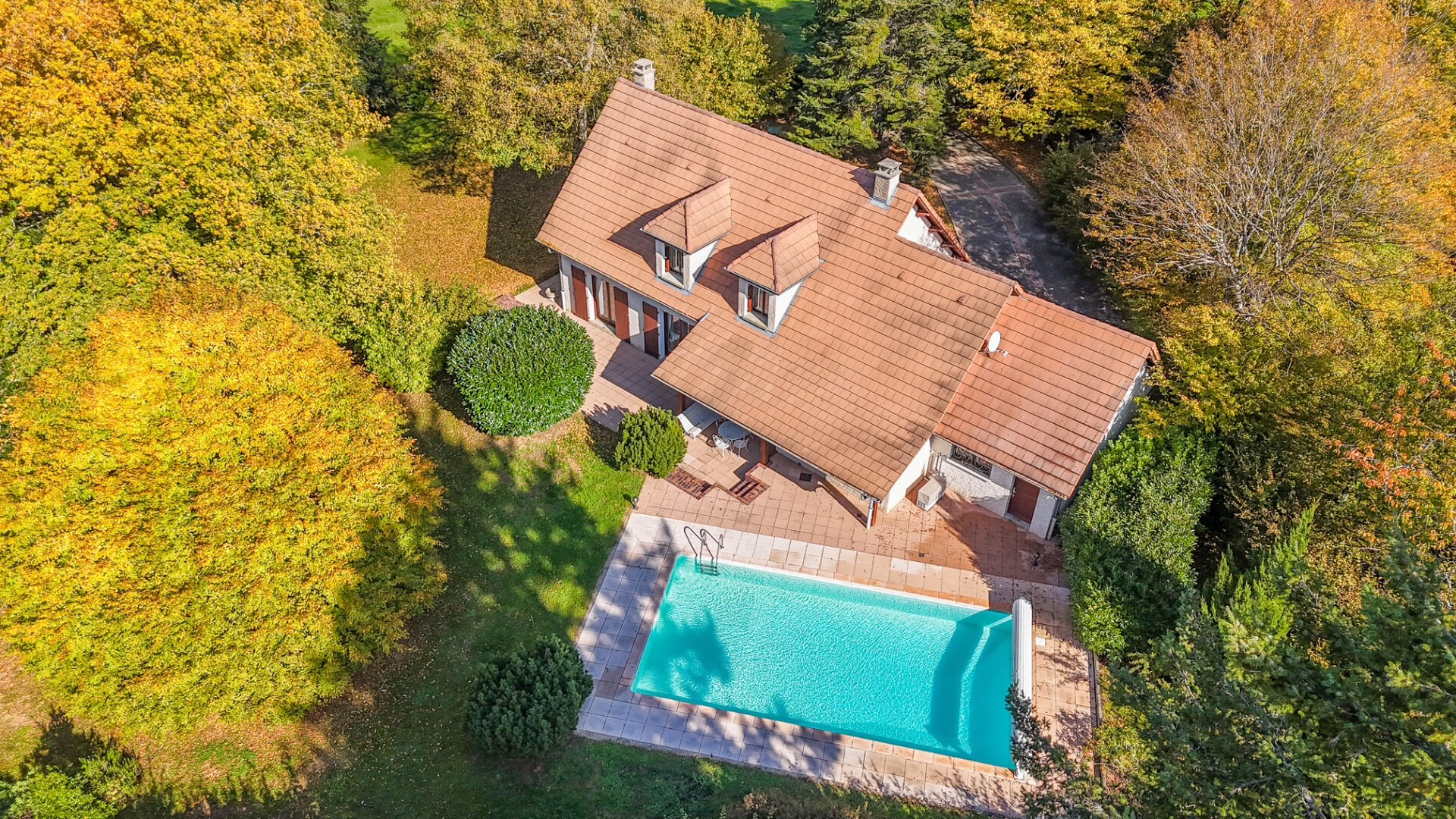 Domaine du Chateau, Devecey, maison 6 pièce(s) 141 m2