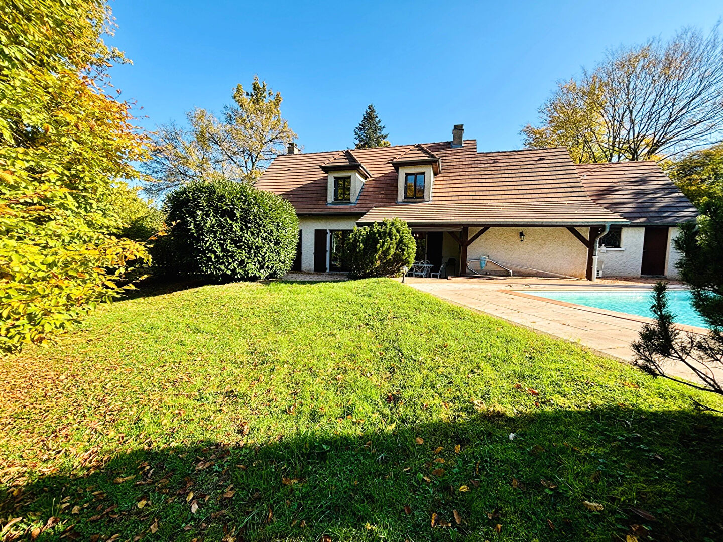 Photo Domaine du Chateau, Devecey, maison 6 pièce(s) 141 m2 image 2/6