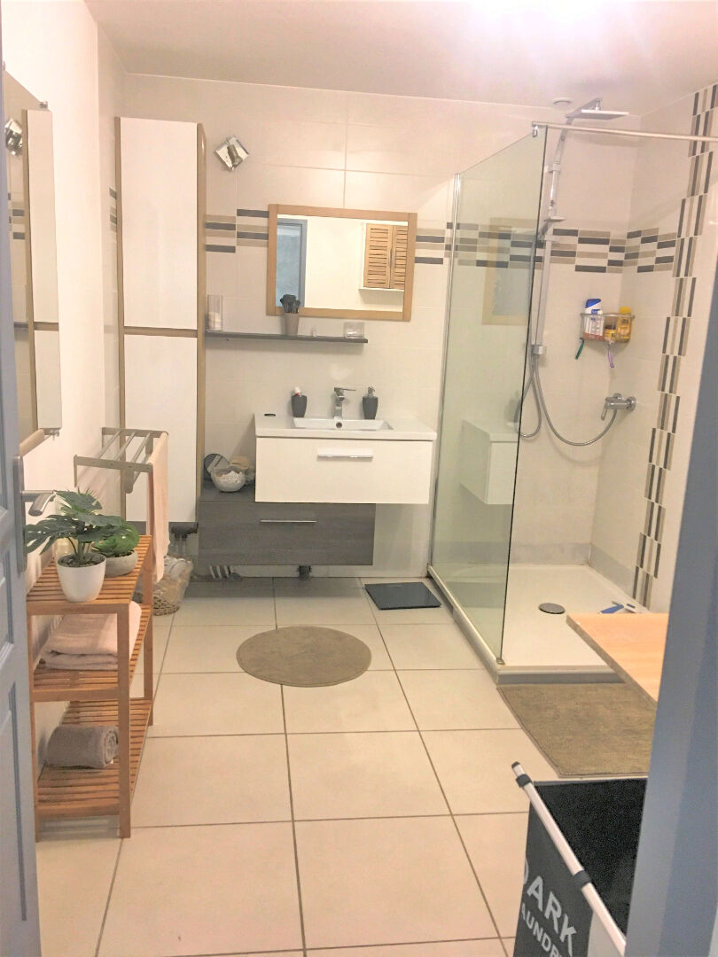 Photo Appartement Les Auxons 2 pièce(s) 65 m2 image 3/4