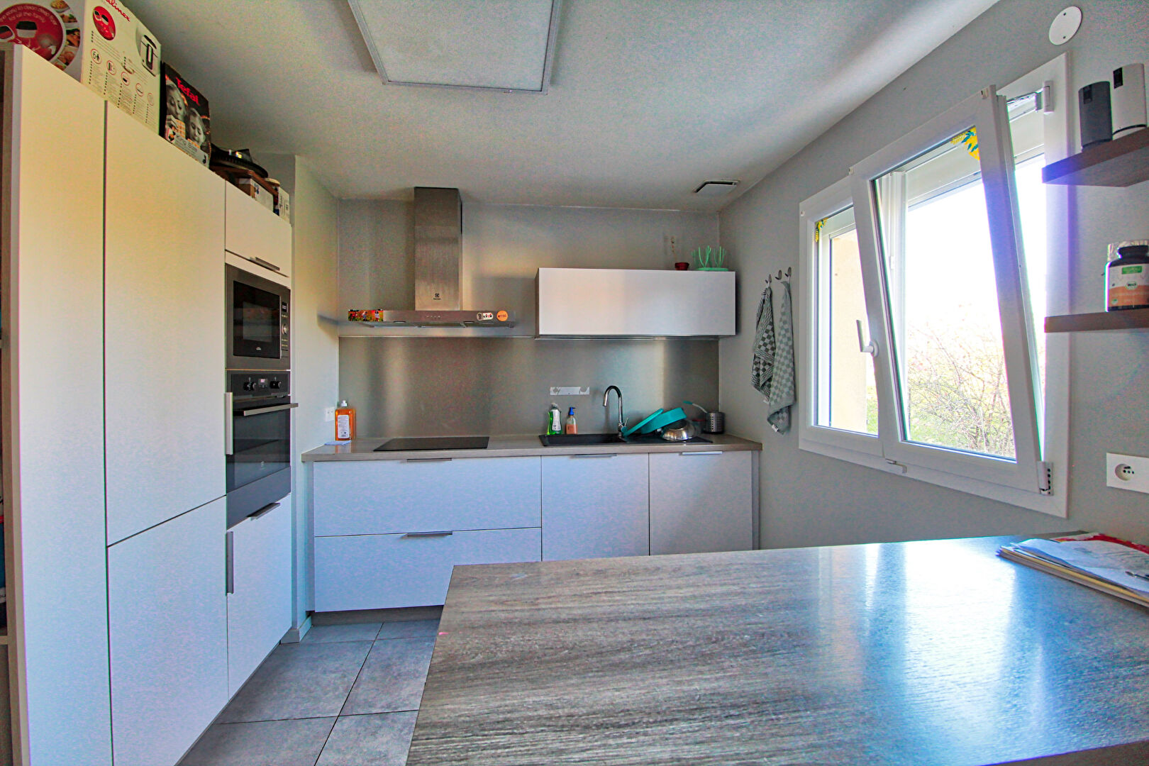 Photo Maison 4 chambres sur grand terrain image 3/6