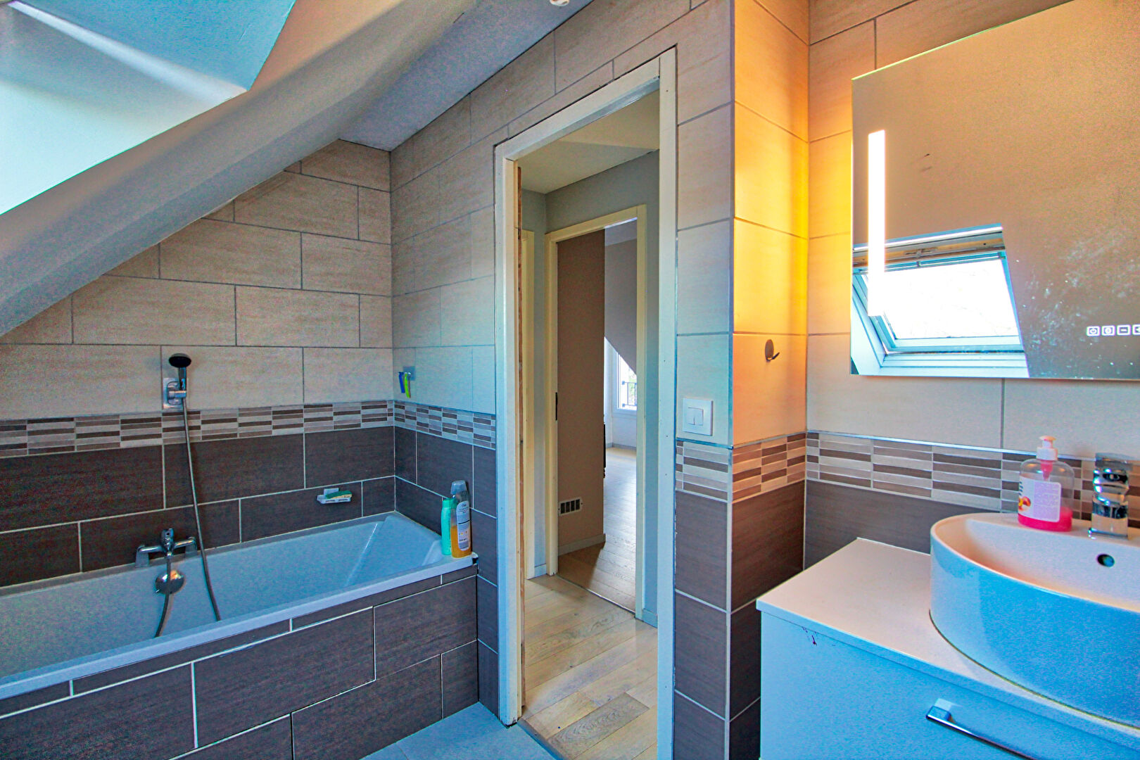 Photo Maison 4 chambres sur grand terrain image 6/6