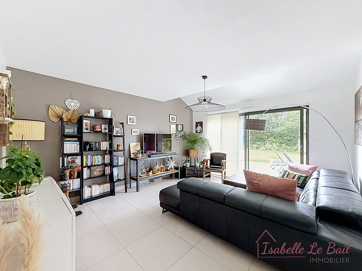 MAISON CONTEMPORAINE - 131 M² - 4 CHAMBRES - DPE B - TERRAIN 890 M²