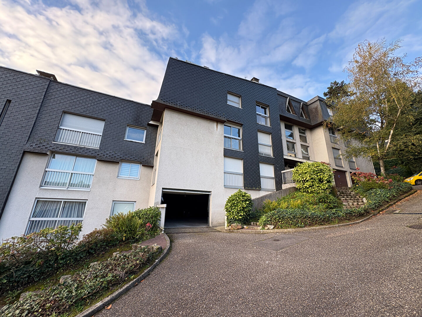 EN EXCLUSIVITÉ PARKING MONT SAINT AIGNAN