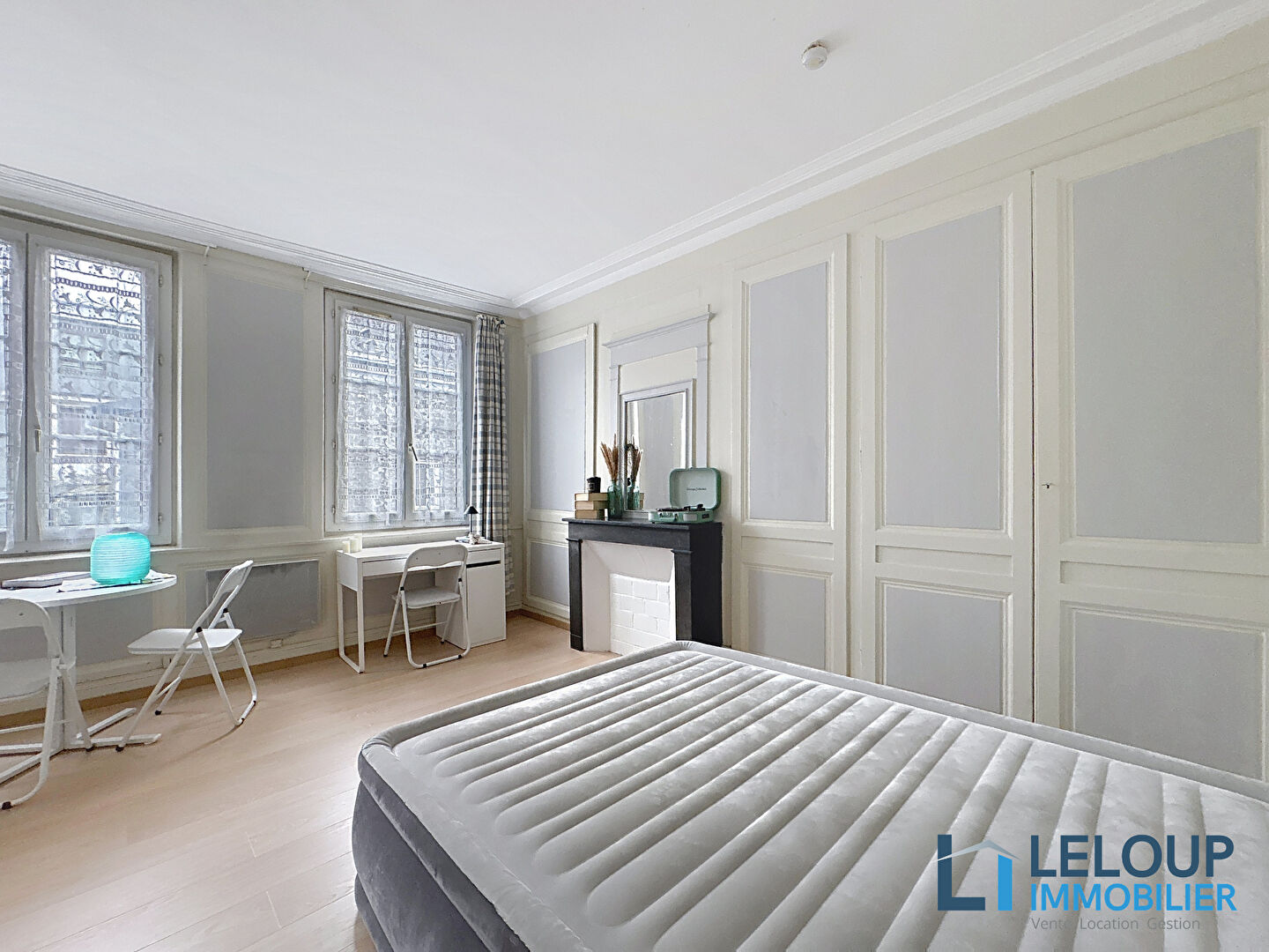 EN EXCLUSIVITÉ ROUEN PLACE HENRI IV / VIEUX MARCHÉ