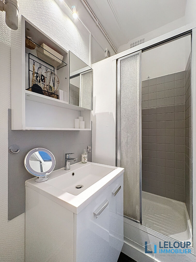 Photo EN EXCLUSIVITÉ ROUEN PLACE HENRI IV / VIEUX MARCHÉ image 5/6