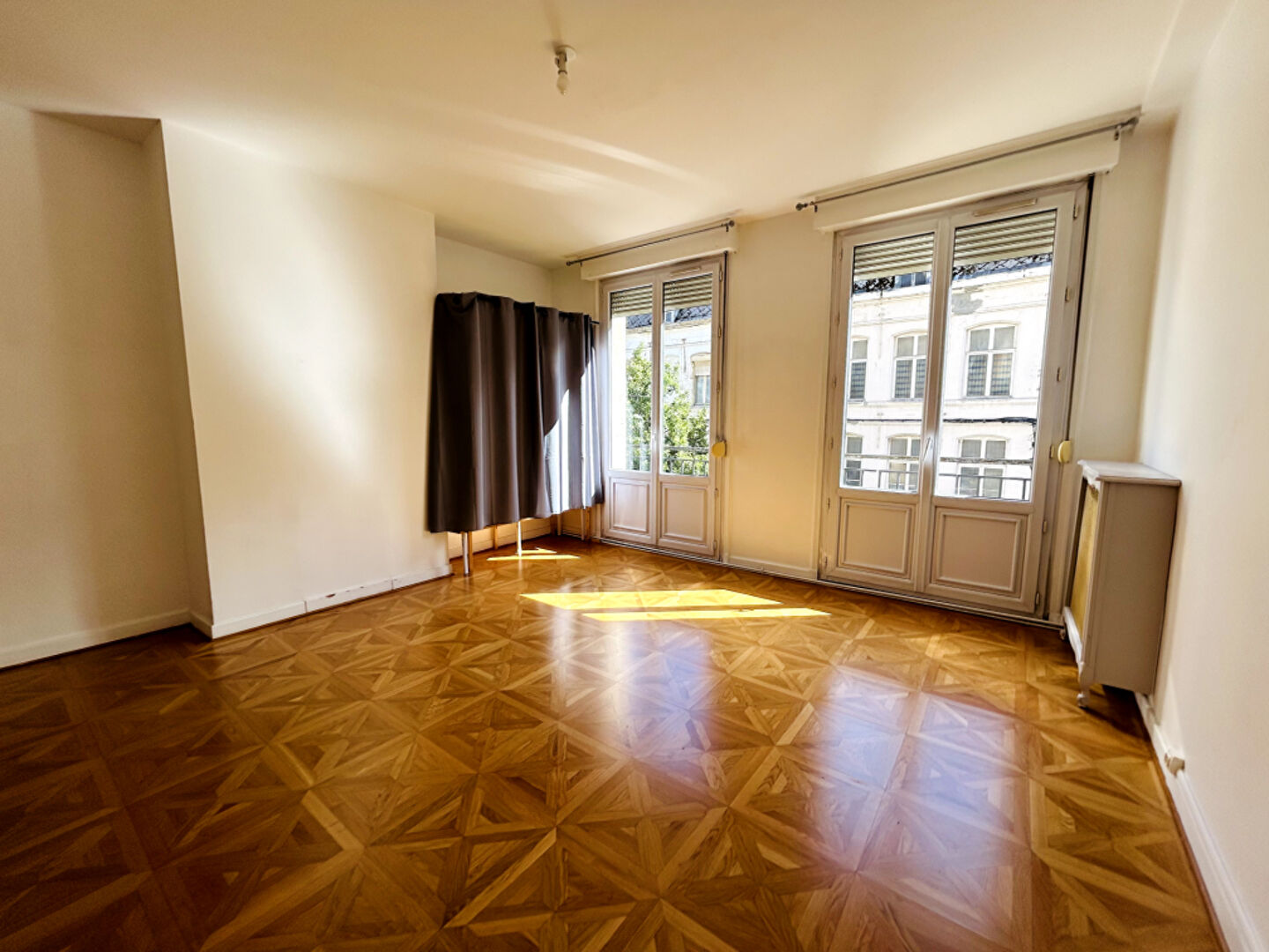 Photo Appartement Type 3 - 97 m² Hypercentre Valenciennes image 3/6