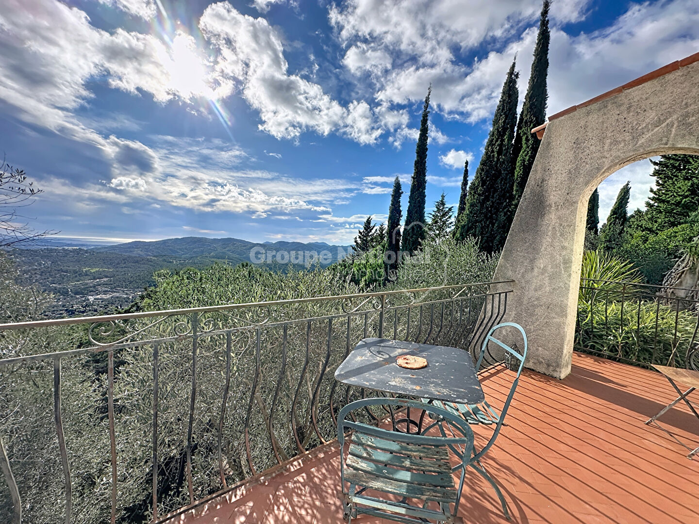 Agence immobilière de AGRESTA IMMOBILIER GNIMMO - Eric Immo