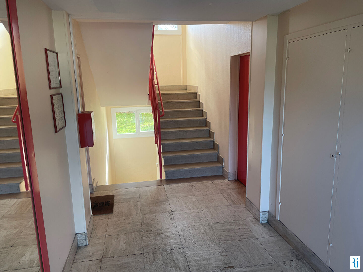 Agence immobilière de 
 JULIA IMMOBILIER - Julia Immobilier 
