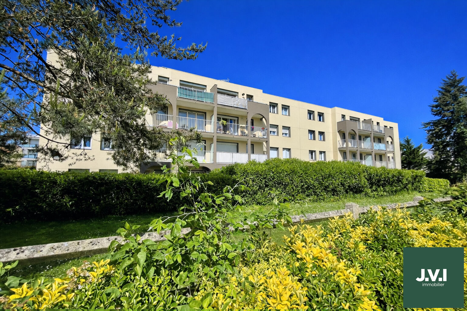 Agence immobilière de 
 J.V.I. - JVI MONTMORENCY 
