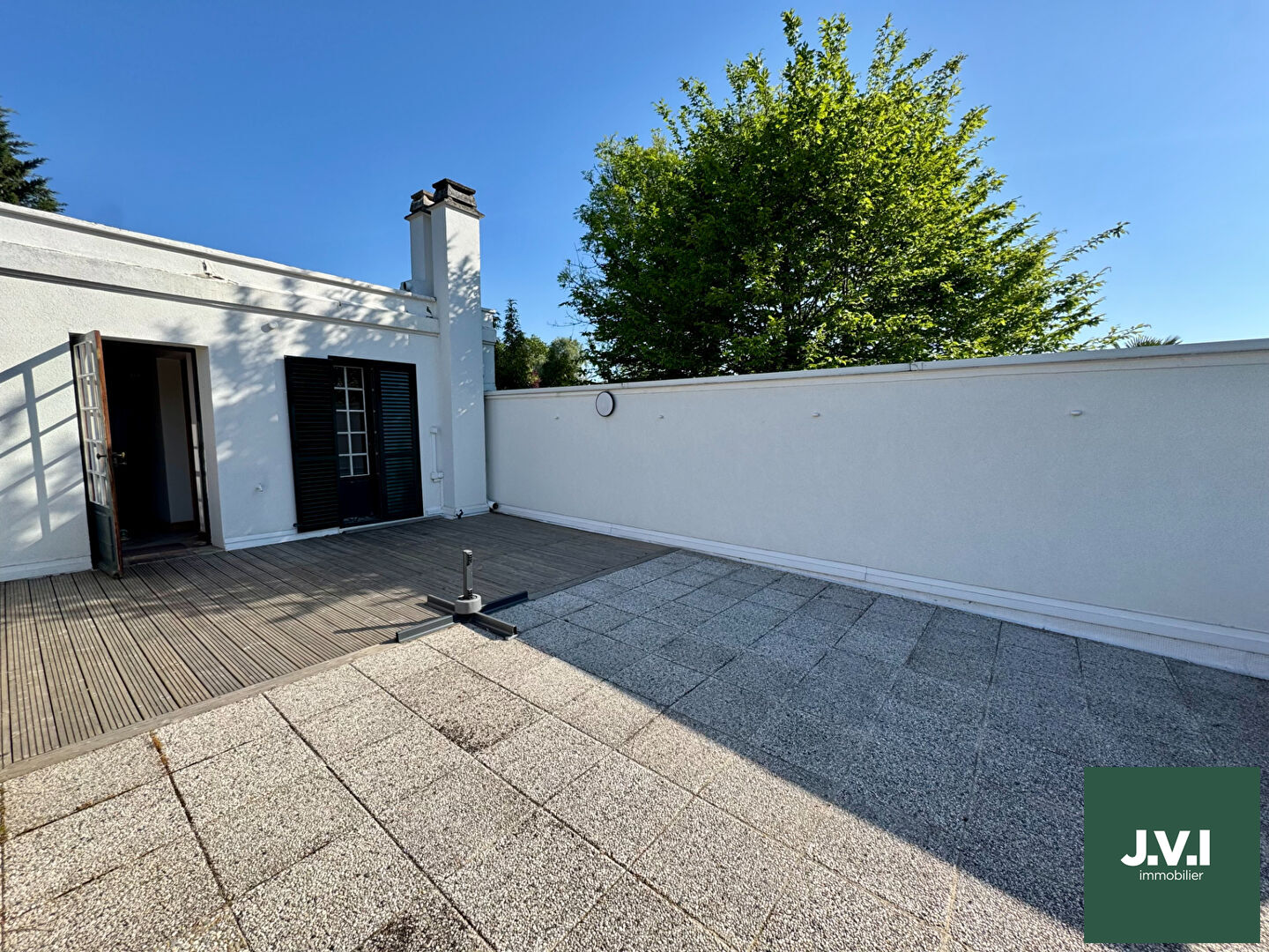 Photo Maison 6 pièces de 122 m² habitables + sous-sol total à Montmorency image 2/6