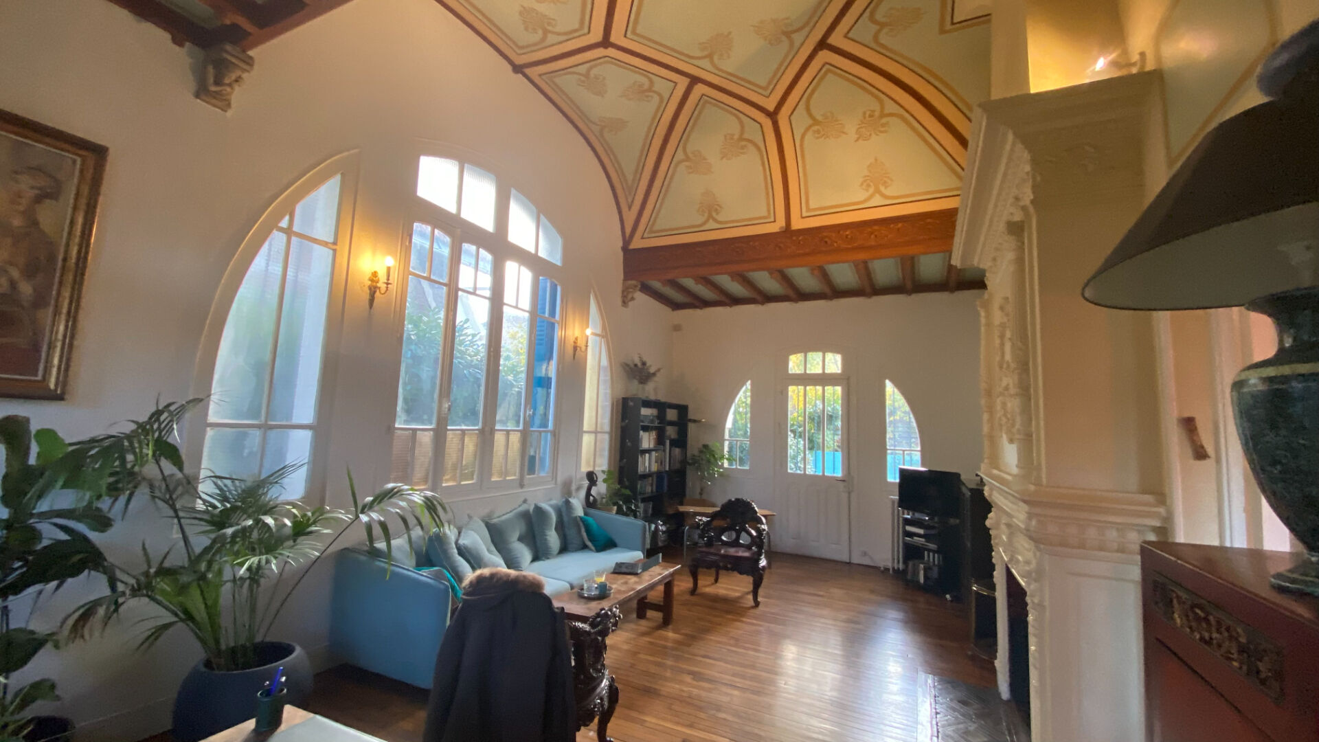 Agence immobilière de 
 J.V.I. - JVI Enghien-les-Bains 
