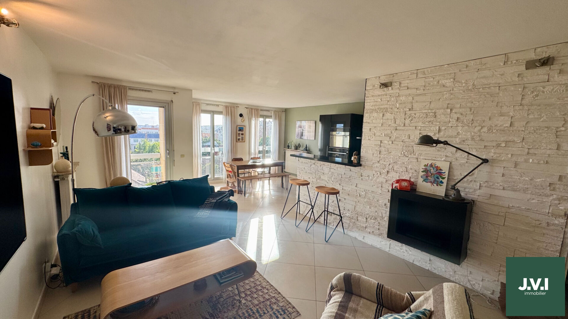 Photo A VENDRE APPARTEMENT MONTMORENCY - 4/5 pièce(s) - 84 m2 image 3/6