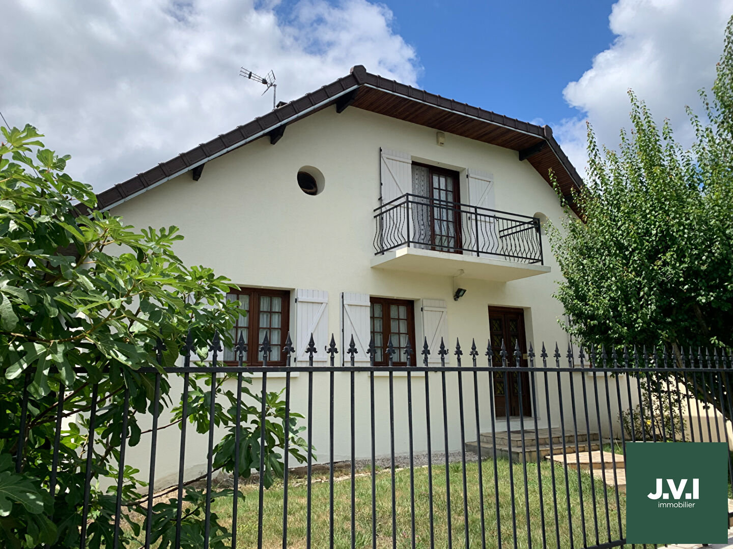 Agence immobilière de 
 J.V.I. - JVI MONTMORENCY 
