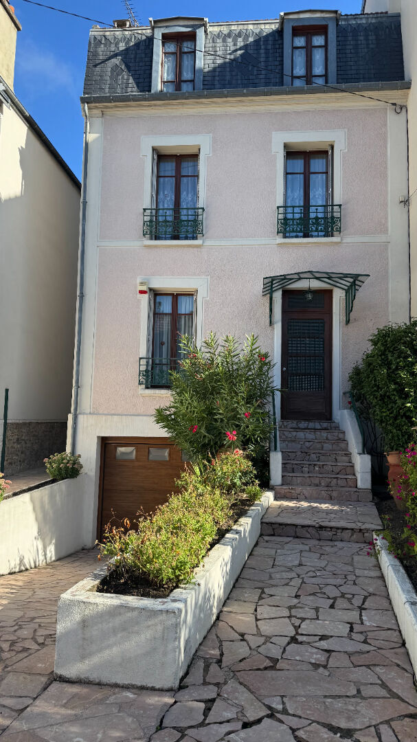 Agence immobilière de 
 J.V.I. - JVI Enghien-les-Bains 
