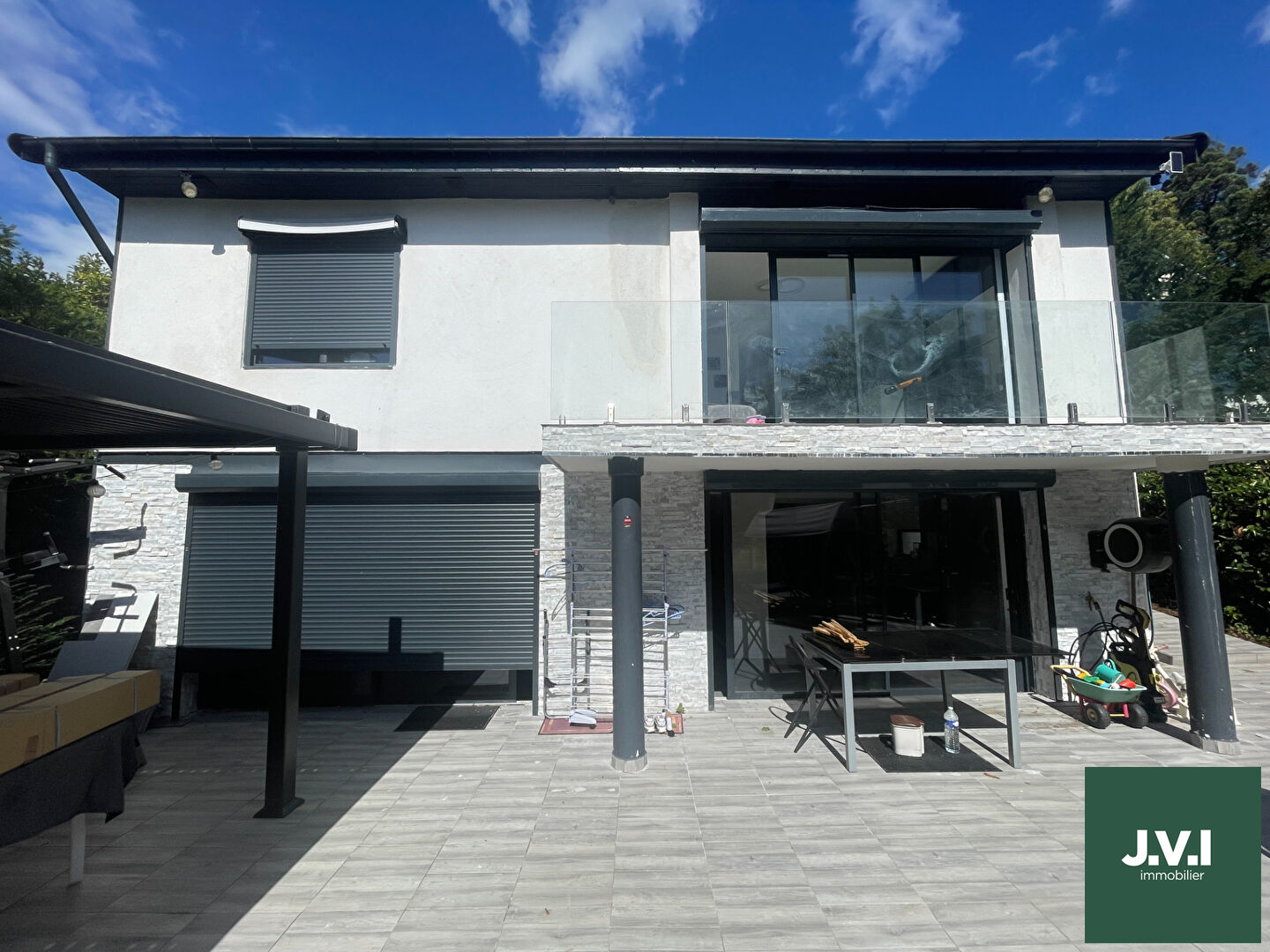 Agence immobilière de 
 J.V.I. - JVI MONTMORENCY 
